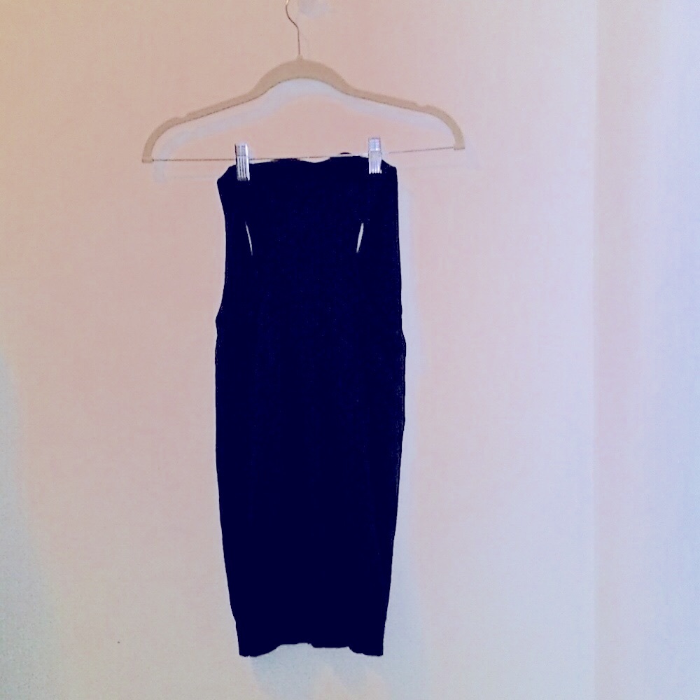 Vest - Picture 3 of 3